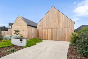 Mintaro, Point Lonsdale